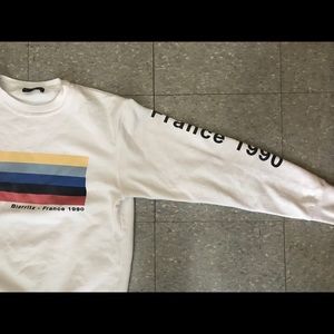 Brandy Melville Biarritz Sweatshirt